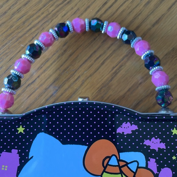 Hello Kitty Halloween Tin Purse - Picture 3 of 5
